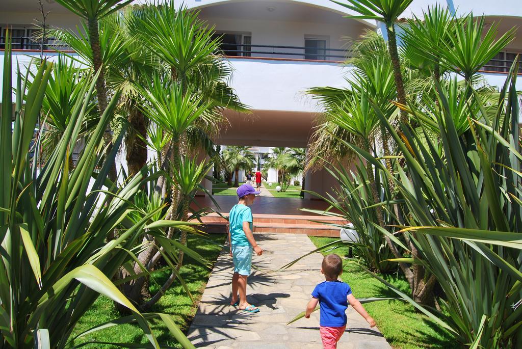 Vacanceole - Residence Sognu Di Rena ซาน-นิโกเลา ภายนอก รูปภาพ